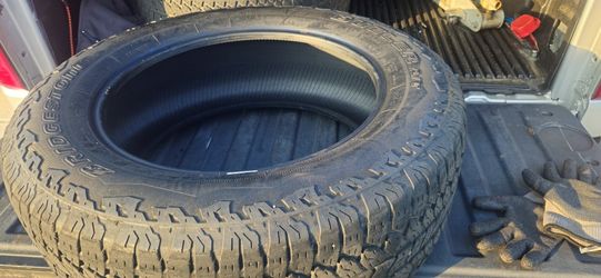 3 Tires-275/60 20 Bridgestone Dueler