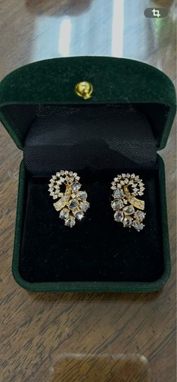 14k vintage earring cocktail with beautiful French rose cut natural diamond pick up only!!