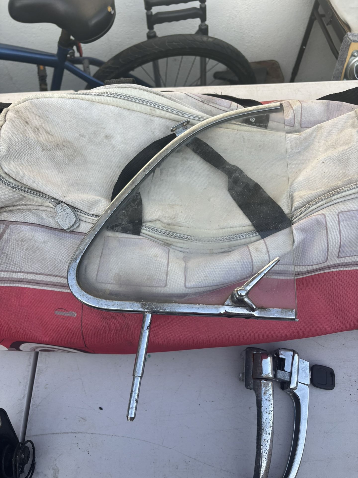Early 60s Vw Bug Vent Window