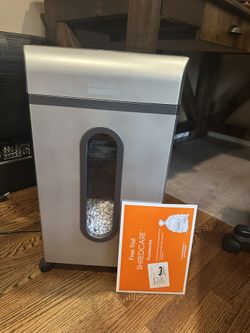 Embassy Elite Paper Shredder