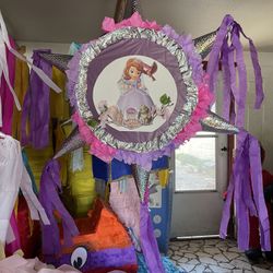 Sofia The First Piñata 