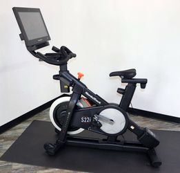 NordicTrack Commercial S22i Studio Cycle