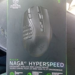Razer Naga V2 hyper speed Mouse