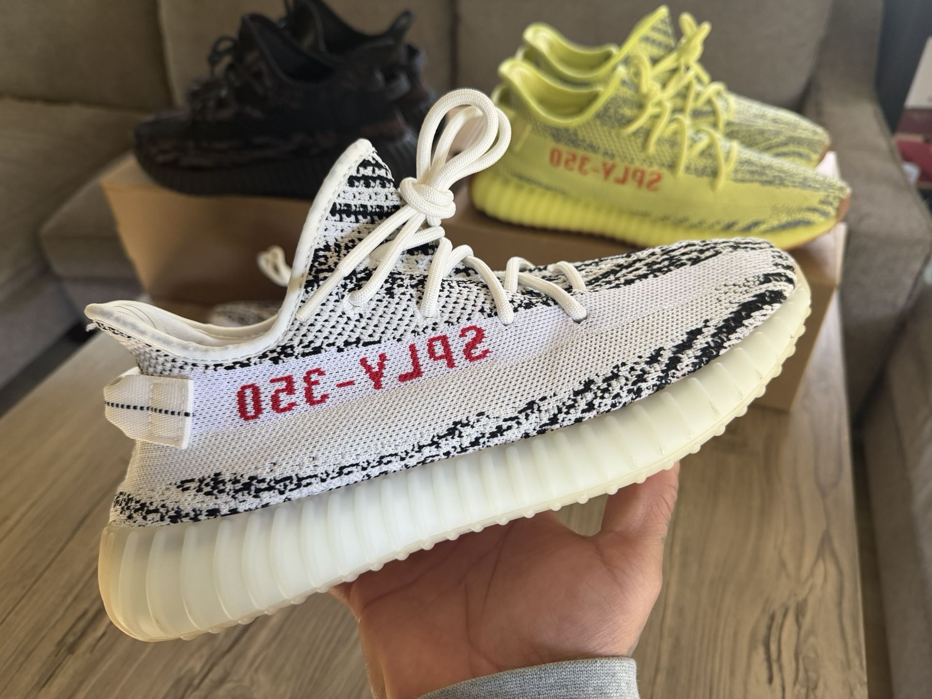 Yeezy Boost Size 9 1/2