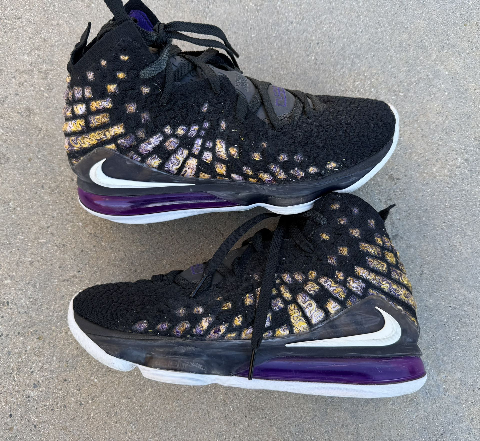 Nike LeBron XVII 17 Lakers Men’s Size 8.5