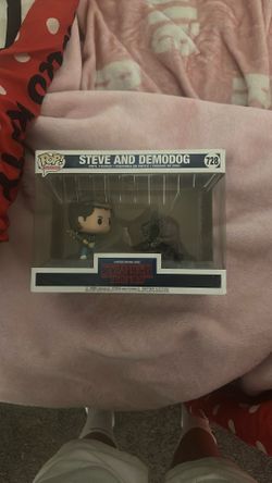 Steve And Demodog Funko Stranger Things
