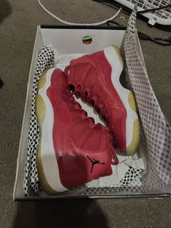 Air Jordan 11 win like 86 size 8.5 with box