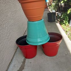 vase para plantas a $7 cada una