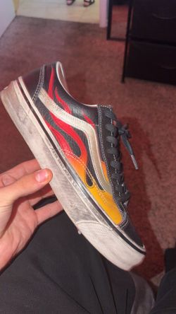 flame vans size 10.5