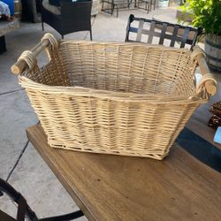 Big Wicker Basket !! Canasta Grande 