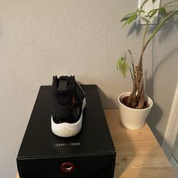 Size 11 - Jordan 11 Retro 72-10 2015 NEW DS!!