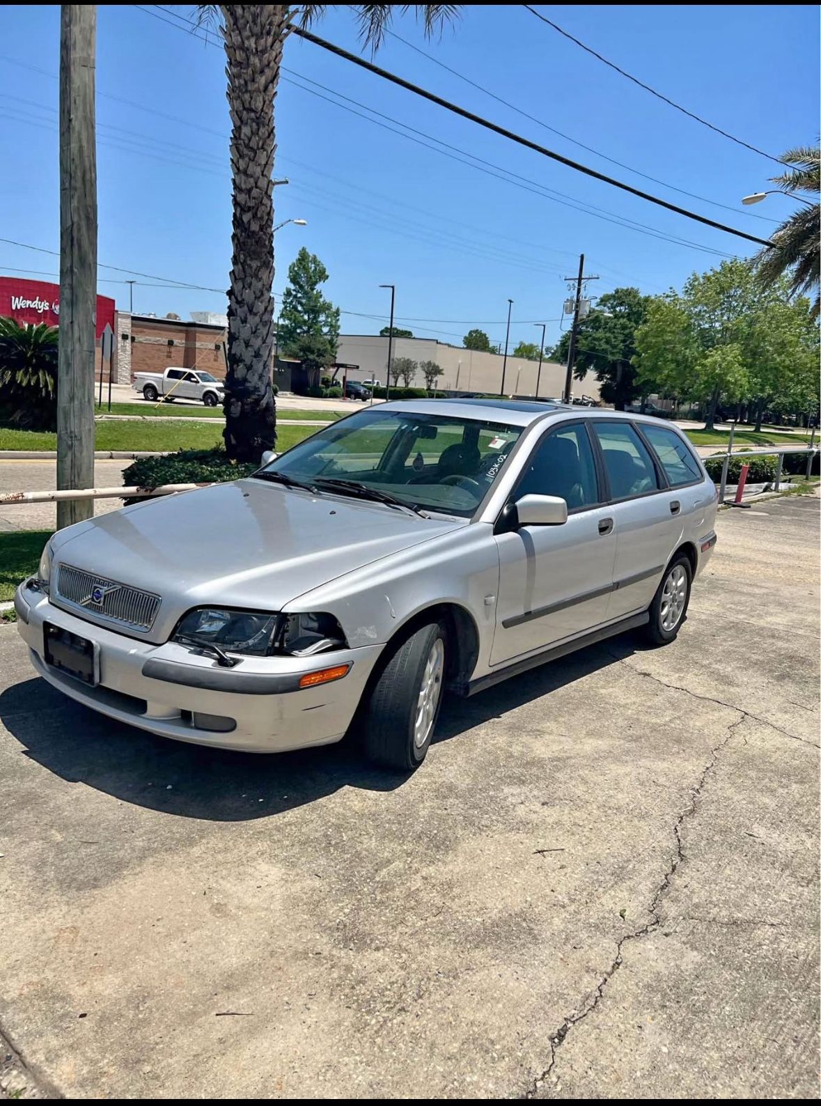 2002 Volvo V40