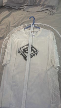 Burberry Tshirt