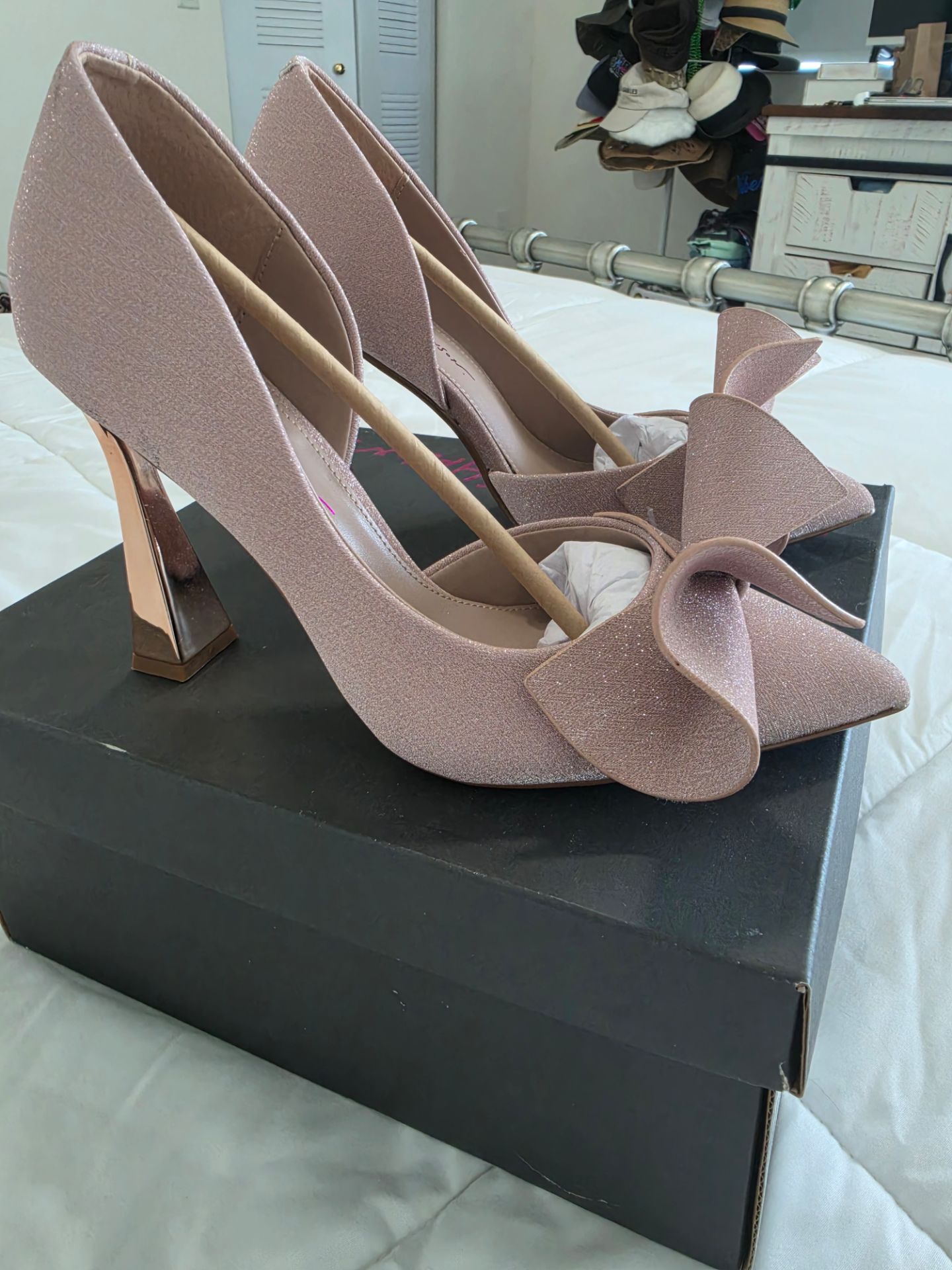 Betsey Johnson Women's Nobble Metallic Pumps Champagne Size 8M