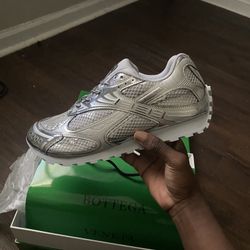 *brand New* Bottega Veneta Orbit Silver Shoe 