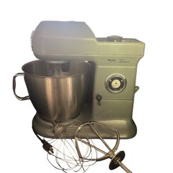 Viking Stand Mixer 7 Qt 1000 watt commercial with paddle & Whisk