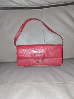 RED PURSE