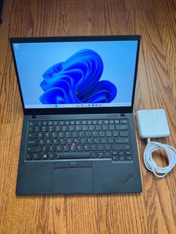 Lenovo X1 Gen 7 16GB RAM/512GB SSD/Fully Functional with Charger