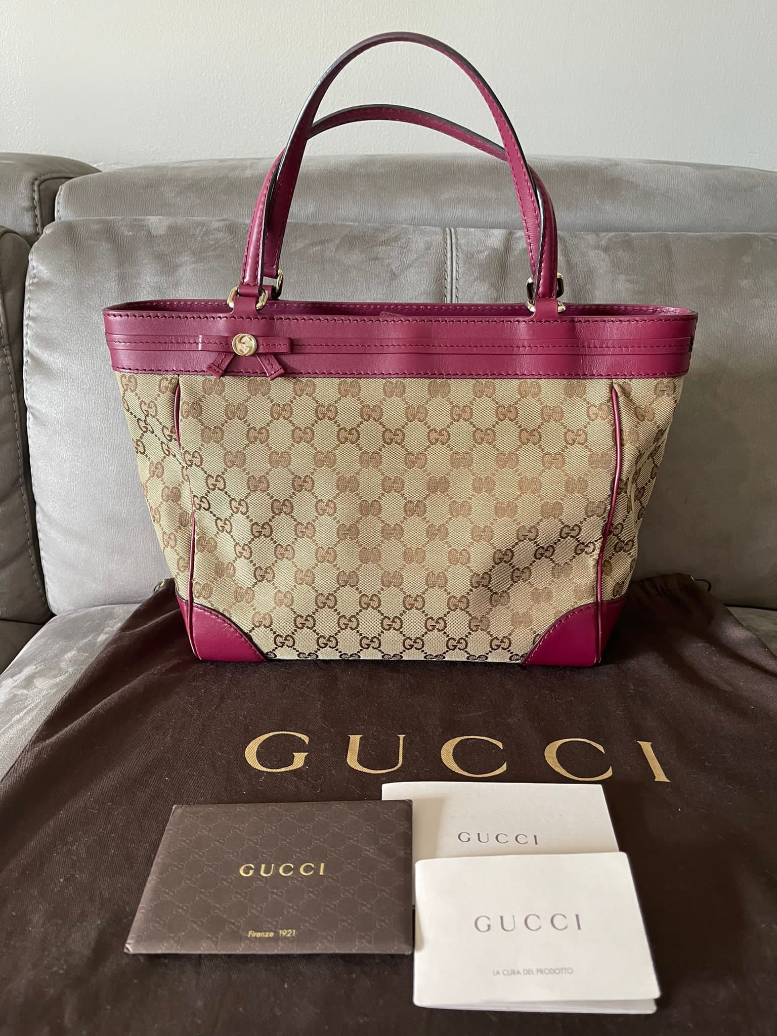 Beautiful Gucci Vintage GG Monogram Tote Bag 
