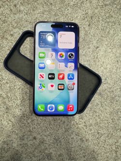 iPhone 16 plus pink