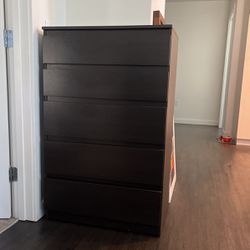 IKEA Malm dresser 