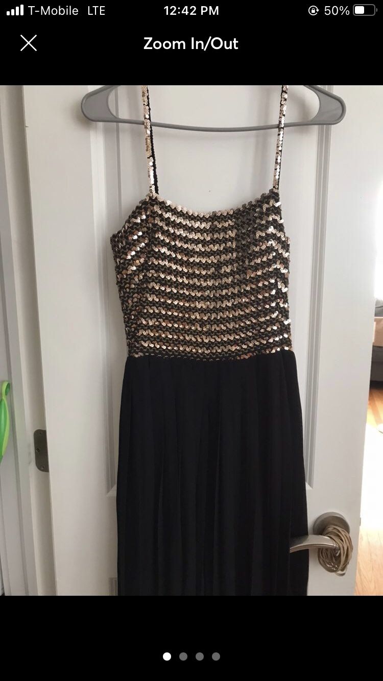 Gold/black Dress