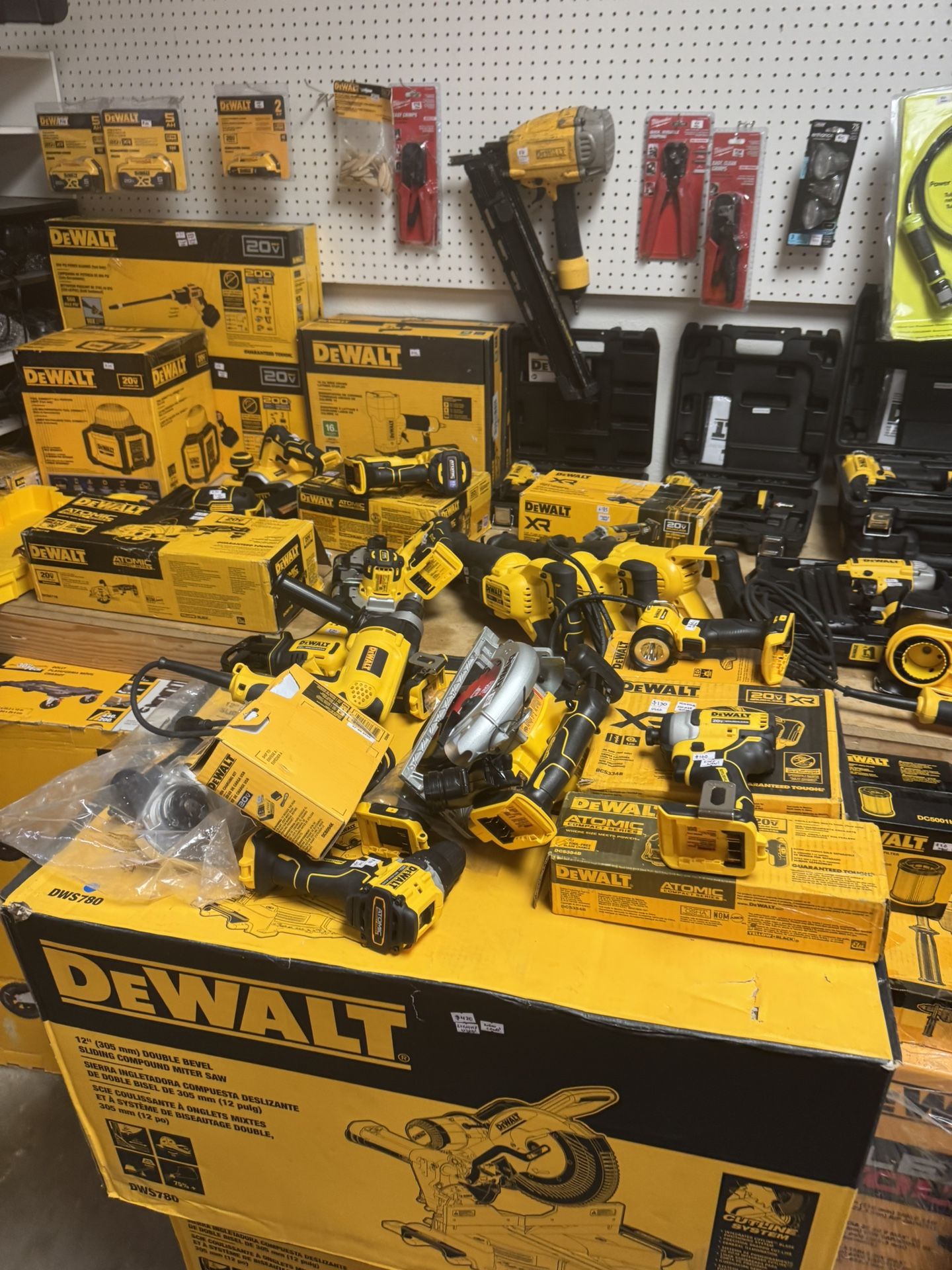 š„Open 11am! Address In Description ā¬ļø