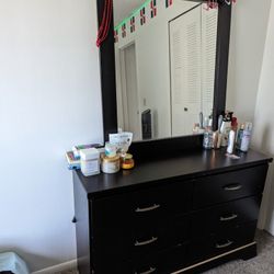 6 Drawers Black Dresser With Mirror 