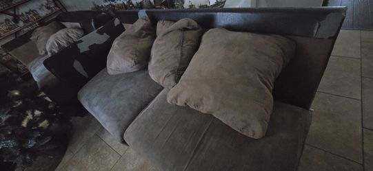 Free Brown n Tan sectional