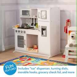 Melissa & Doug Wooden Chef's Pretend Play Toy Kitchen With
"Ice" Cube Dispenser - Cloud White - FSC Certified - New / Open Box !!! AS -IS !!
