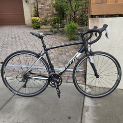 2018 Giant Contend 3 Road Bike 
