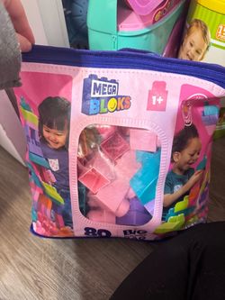 Mega Bloks 80-Piece Big Building Bag Pink