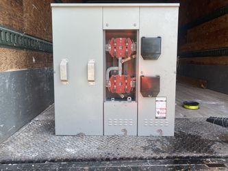 200a meter socket (2) position