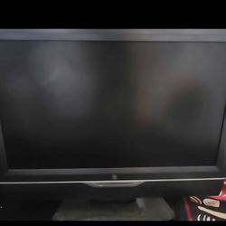 TV  32" Westinghouse  