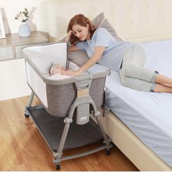 Was 170$ Li'l Pengyu 3 in 1 Foldable Baby Bassinet Bedside Sleeper with Large Storage Basket, Breathable Mesh and Cotton Mattress and Travel Bag