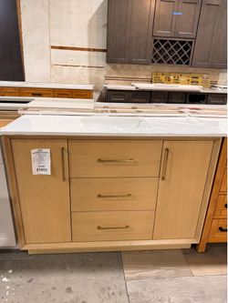 Bathroom vanity