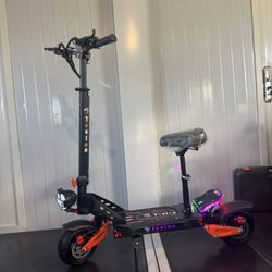 Electric scooter