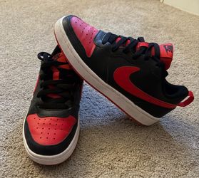 Youth boys Nike shoes