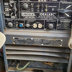 Lincoln Idealarc 300 Amp Welder 