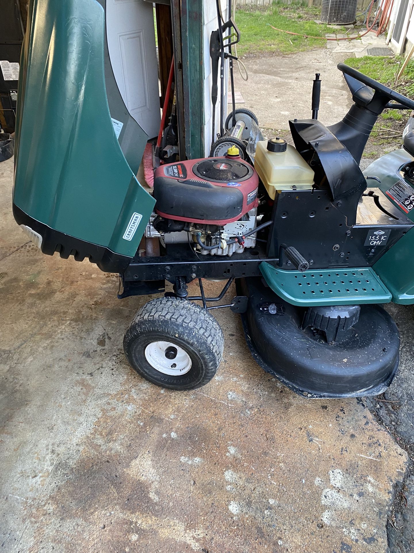 Craftsman LT1000 Briggs Stratton Riding Mower Tractor for Sale