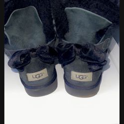 Women UGGS