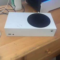 Xbox Series S(Controller Not Included)