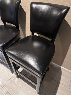 Bar stool leather swivel seats