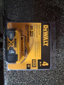 Dealt 4ah 20v battery