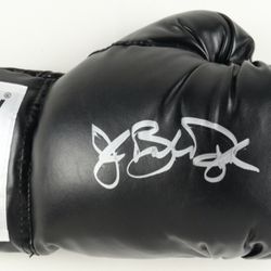 James "Buster" Douglas Signed Everlast Boxing Glove (Schwartz)

