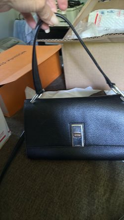 Calvin Klein blk leather cross body