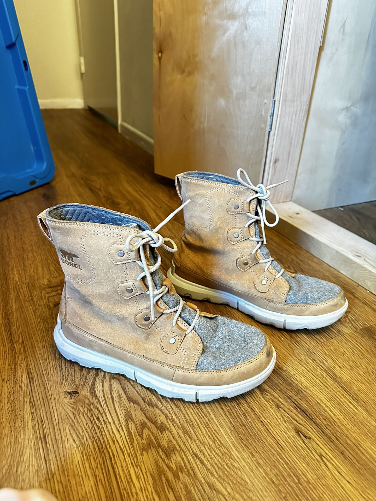 Sorel Waterproof Wool Boots 🥾 