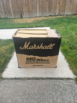 NIB - MARSHALL MG30DFX AMP