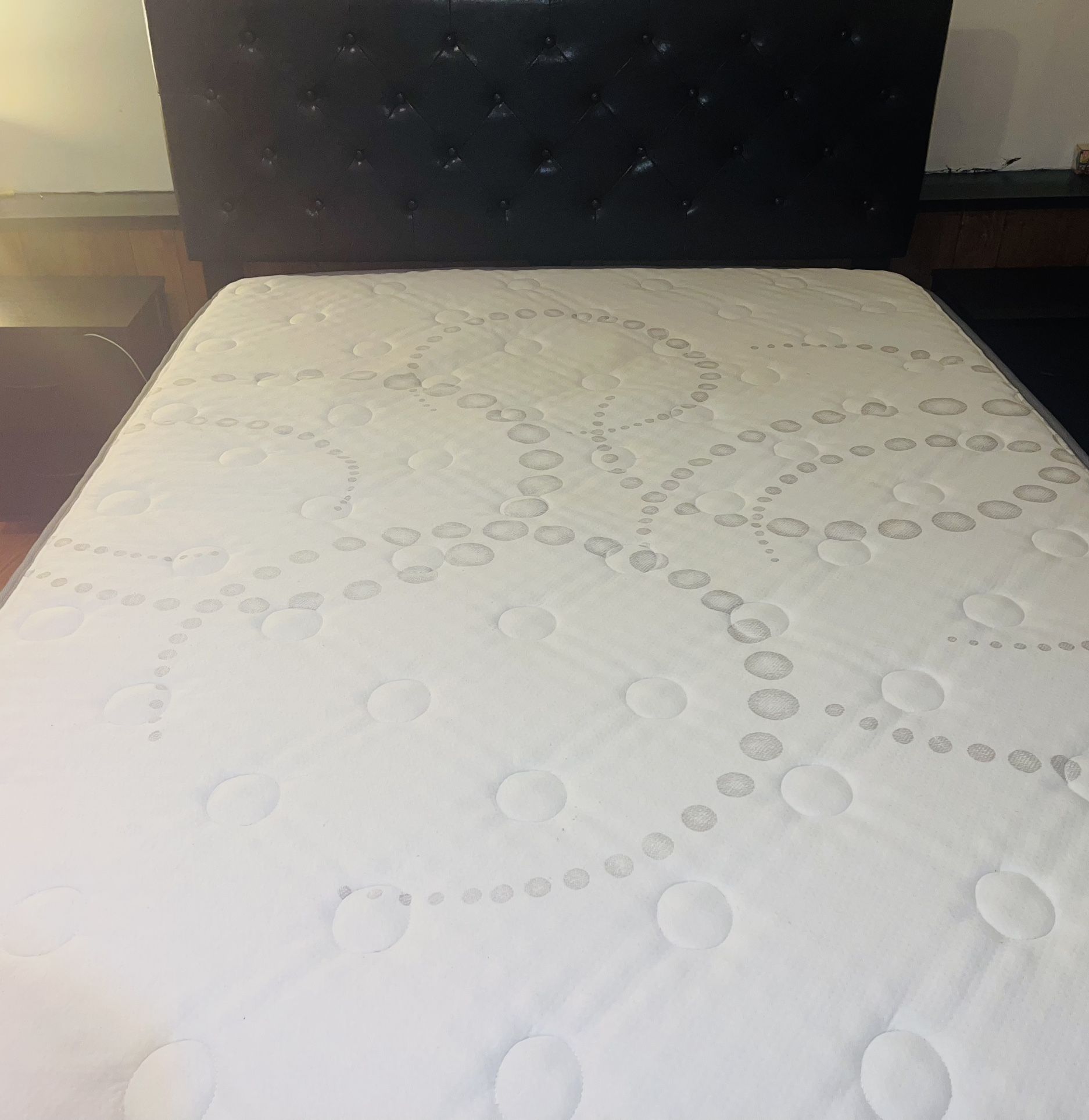 Wayfair Sleep 10 Inch CertiPUR-US Certified Hybrid Pocket Spring Mattress