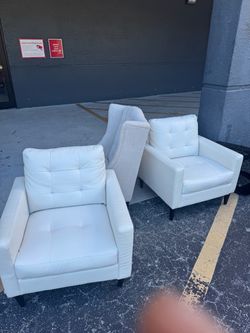 White Leather Tufted Accent Chairs – Set of 2